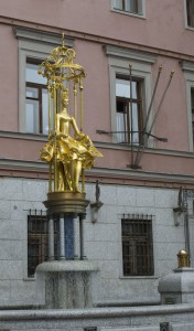 Эту актрису в гриме не признаю